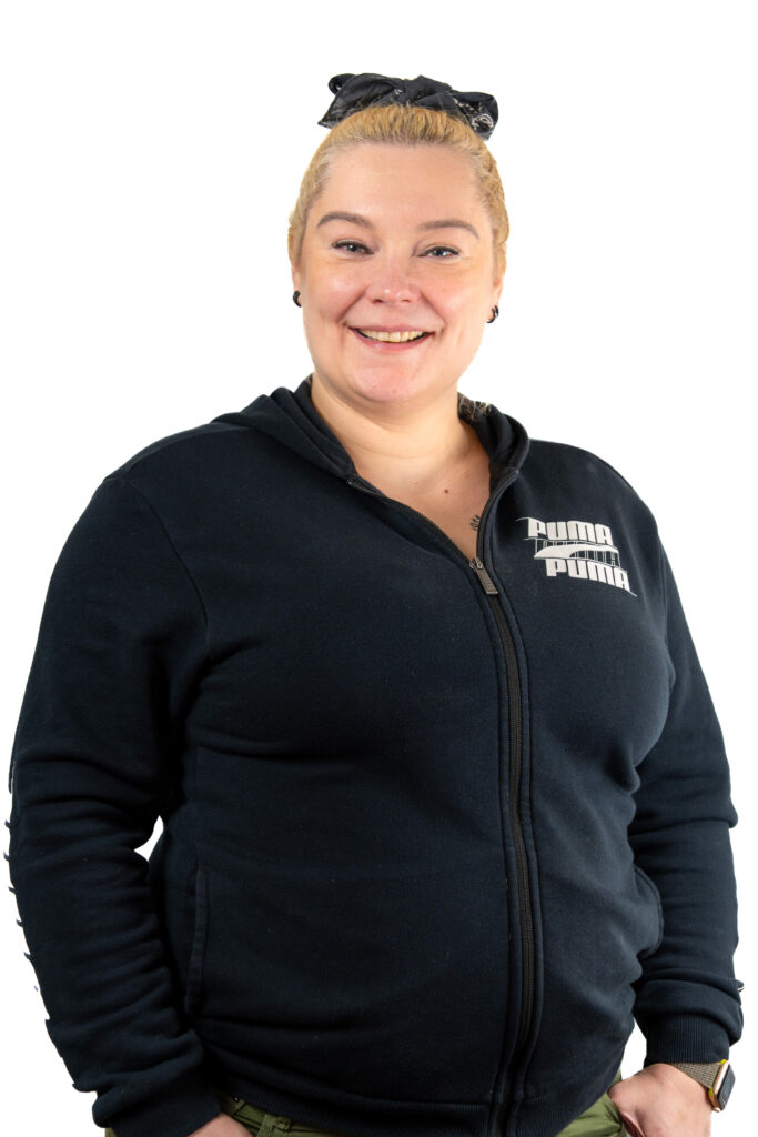 Vebenian valmentaja hymyilee kameralle